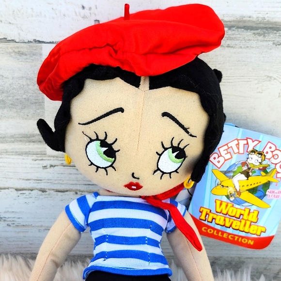 Betty Boop Other - NWT BETTY BOOP FRENCH WORLD TRAVELLER COLLECTION